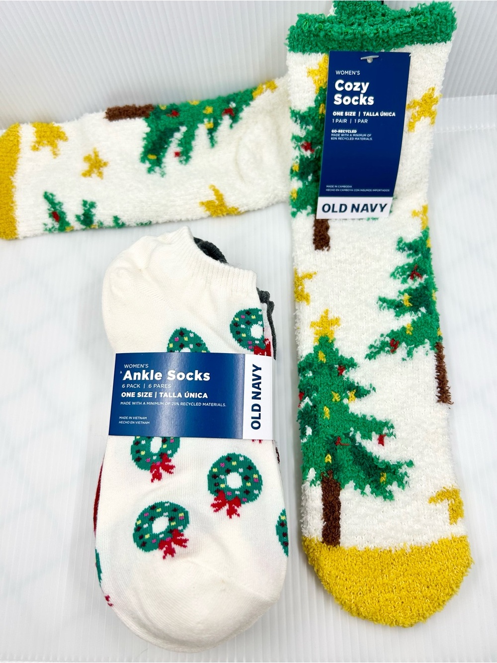 NWT Old Navy Holiday Sock Bundle | Cozy Socks & 6 Pack Ankle Socks